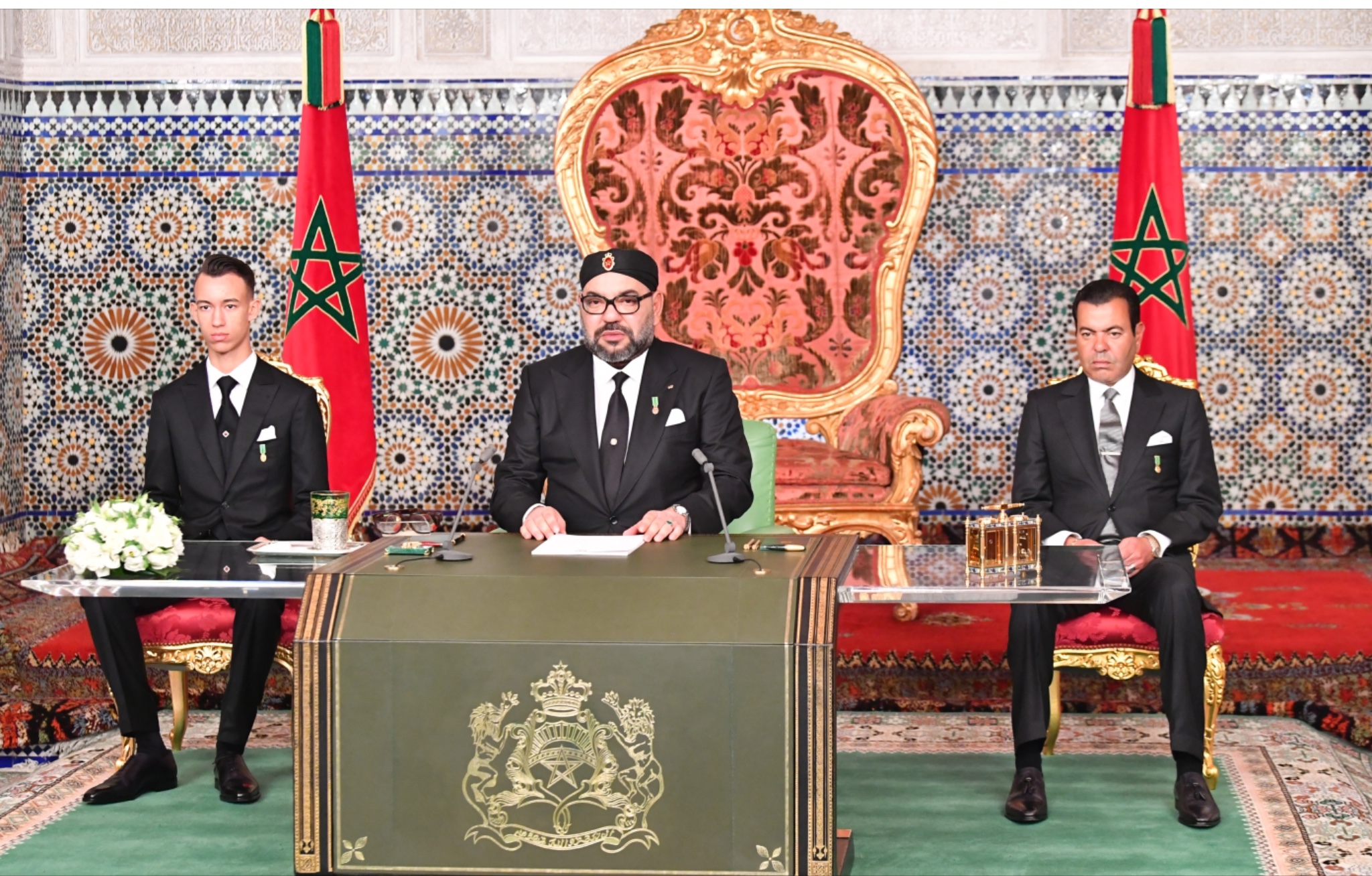 جلالة الملك يوجه خطابا ساميا إلى الأمة بمناسبة الذكرى الـ44 للمسيرة الخضراء