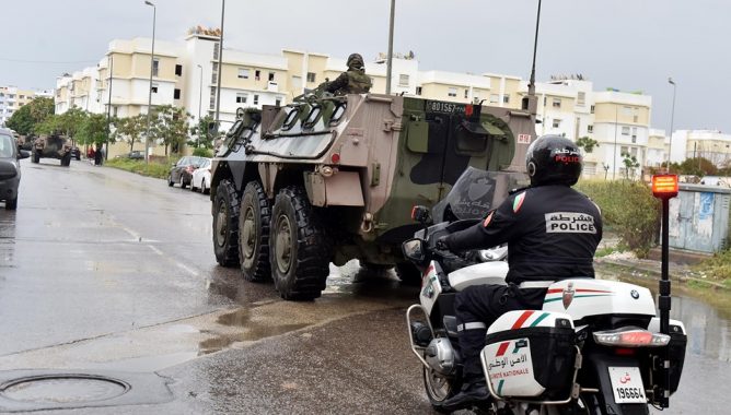 فيروس كورونا.. متابعة 27 شخصا أمام ابتدائية الجديدة بسبب خرق حالة الطوارئ الصحية