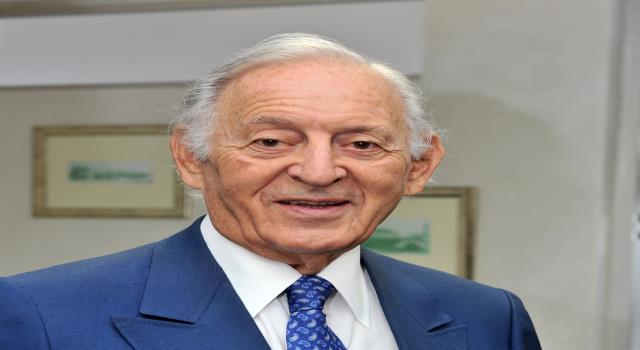 عثمان بنجلون يتبرع ب100 مليار سنتيم لفائدة صندوق “كورونا”