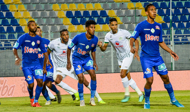 البطولة الوطنية الاحترافية (مؤجل الدورة 9).. فريق الدفاع الحسني الجديدي يتعادل مع ضيفه الرجاء الرياضي 0-0