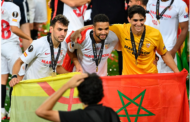 إنجاز مغربي تاريخي في الدوري الأوروبي والحدادي يحتفل بعلم المغرب