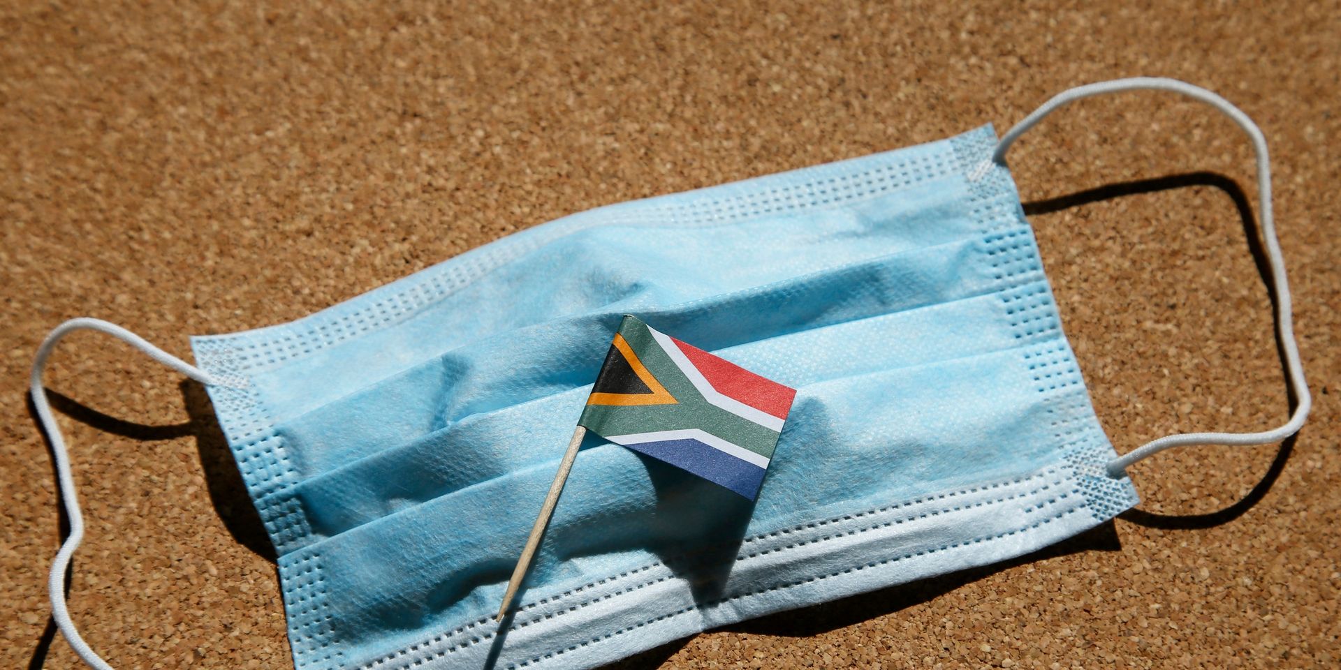 أزيد من نصف مليون حالة إصابة بفيروس كورونا في جنوب إفريقيا