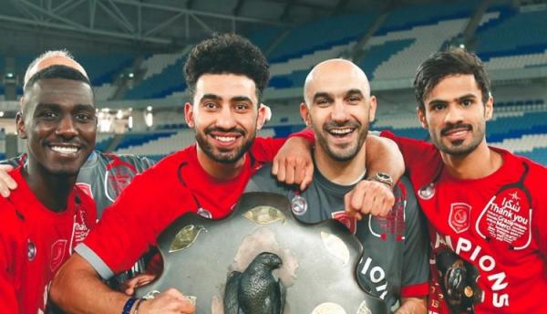 وليد الركراكي يقود فريقه الدحيل للتتويج بلقب الدوري القطري لكرة القدم