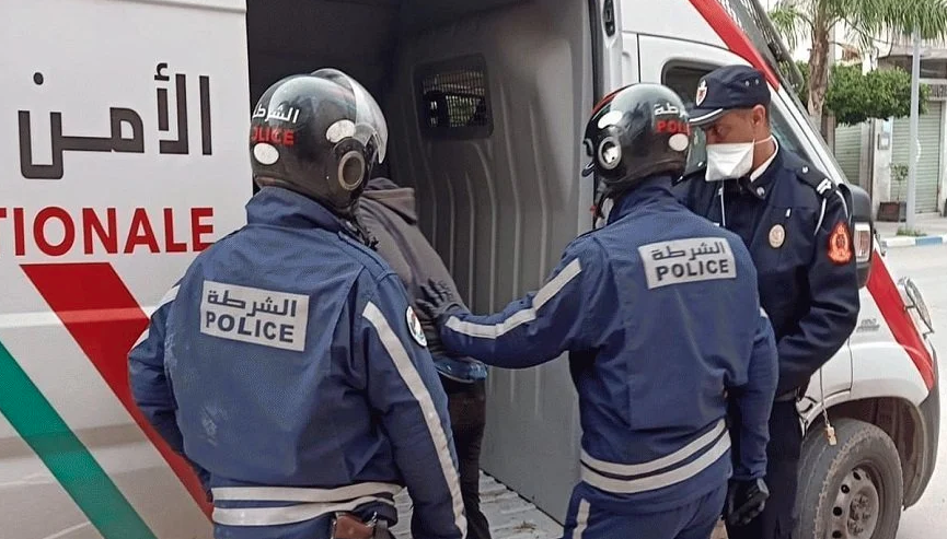 أمن طنجة يوقف “بيدوفيل” جديد غرر بطفل قاصر ومحاولة تعريضه لهتك العرض