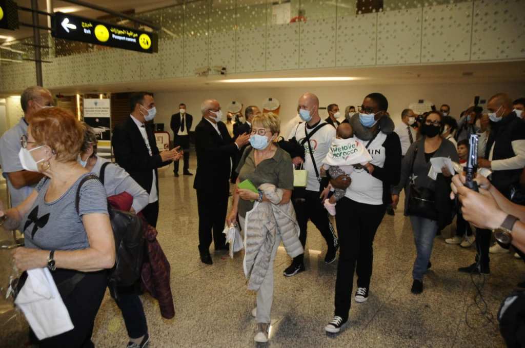 جائحة وباء كورونا.. مراكش تستقبل أول فوج يضم 160 سائحا فرنسيا