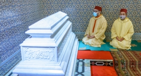 الذكرى الثانية والعشرين لرحيله.. أمير المؤمنين يترحم على روح جلالة المغفور له الملك الحسن الثاني طيب الله ثراه