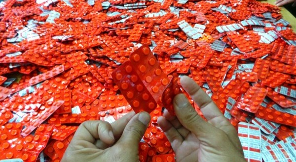 ميناء طنجة المتوسط.. الأمن يحبط عملية تهريب 19.200 قرص طبي مخدر نحو التراب الوطني