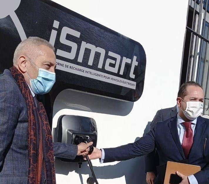 (iSmart).. أول محطة ذكية لشحن العربات الكهربائية مغربية الصُّنع