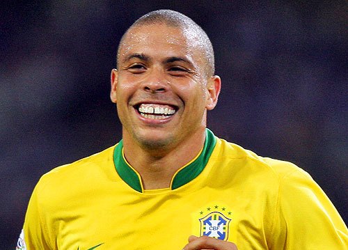 رونالدو يُعاتب ريال مدريد: لقد أخطأ الريال في السماح برحيل حيكمي، إنه لاعب خارق أتخيل لو لبعت معه