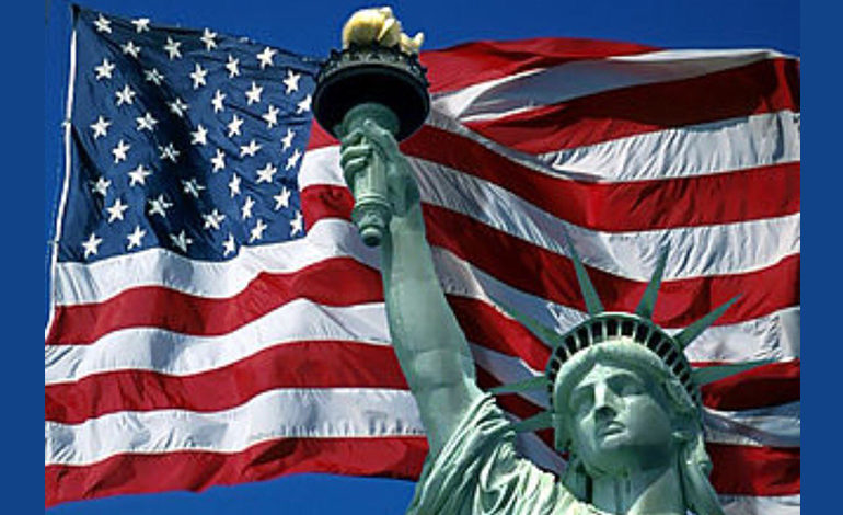 أمريكا تمنع دخول المهاجرين الذين يحملون أنواعا متعددة من التأشيرات أو 