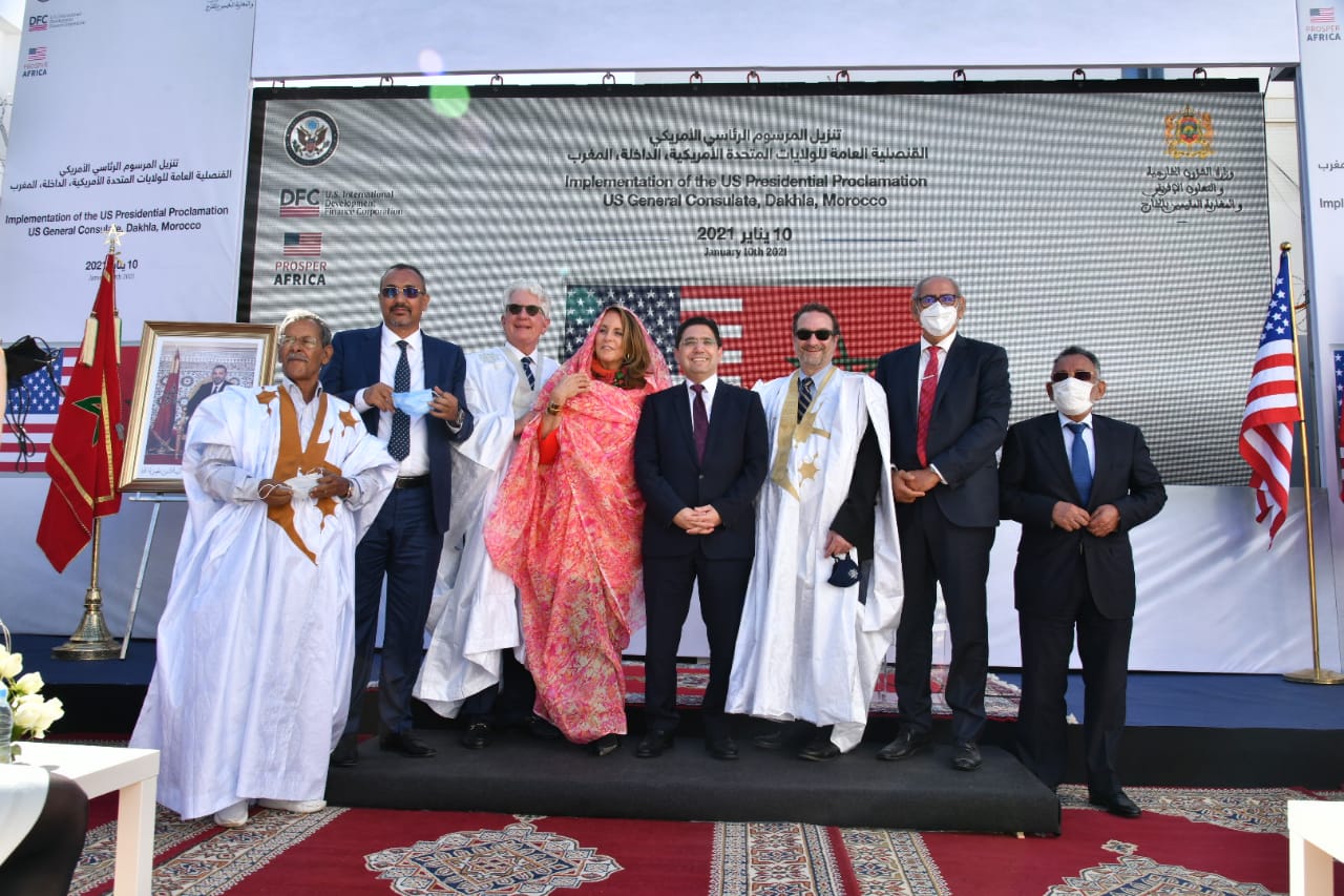 وفد أمريكي رفيع المستوى يزور مقر قنصلية واشنطن المنتظرة بمدينة الداخلة
