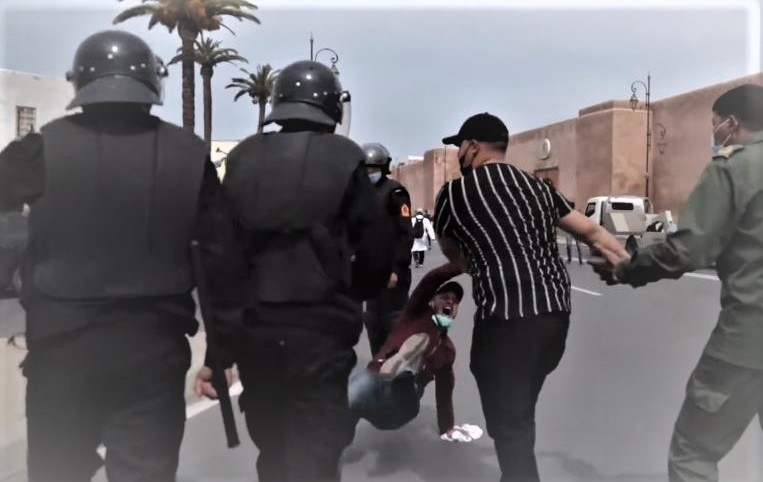 المجلس الوطني لحقوق الإنسان يطالب النيابة العامة بتوسيع البحث مع كل من تبث تعنيفه للأساتذة المتظاهرين سلميا