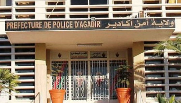 في زمن قياسي... أمن أكادير يسترجع السلاح الوظيفي لشرطي تعرض للسرقة بالعنف