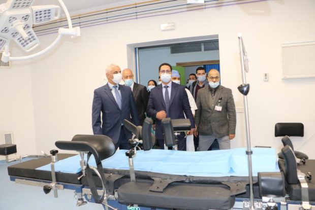 بعد التصريحات الخطيرة لأحد الممرضين.. وزارة الصحة توضح حقيقة نقل معدات طبية من المركز الاستشفائي الجهوي محمد الخامس بطنجة إلى المركز الطبي للقرب بني مكادة