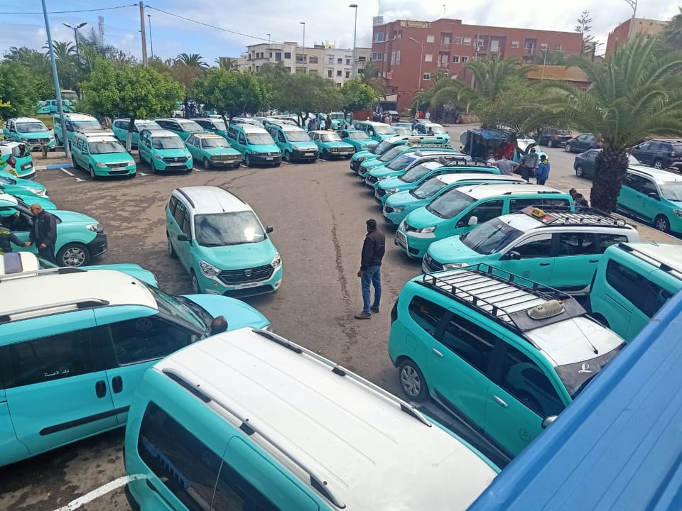 خطير.. برلماني يفضح استفادة مستغل 200 