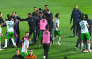 لاعبو وجهاز فريق المصري البورسعيدي يعتدون على حكم المباراة وعلى رجل أمن بعد تأهل نهضة بركان للمربع الذهبي