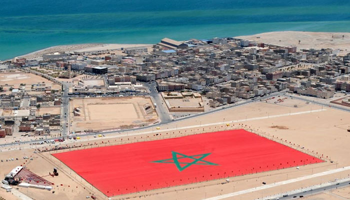 فيديو خطير.. معارض جزائري يدعو جيش بلاده إلى فتح منفذ على المحيط بالقوة ويحرض على زرع الفتنة في شمال المغرب