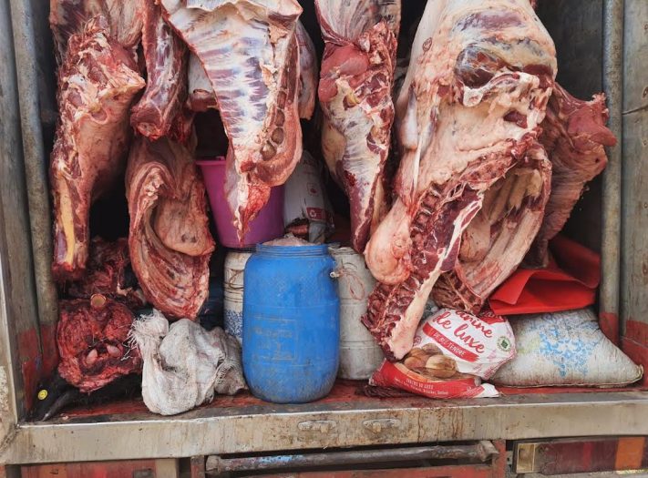درك 2 مارس يحجز أزيد من 7 أطنان من اللحوم الفاسدة داخل شاحنة تفتقد لأبسط شروط السلامة الصحية