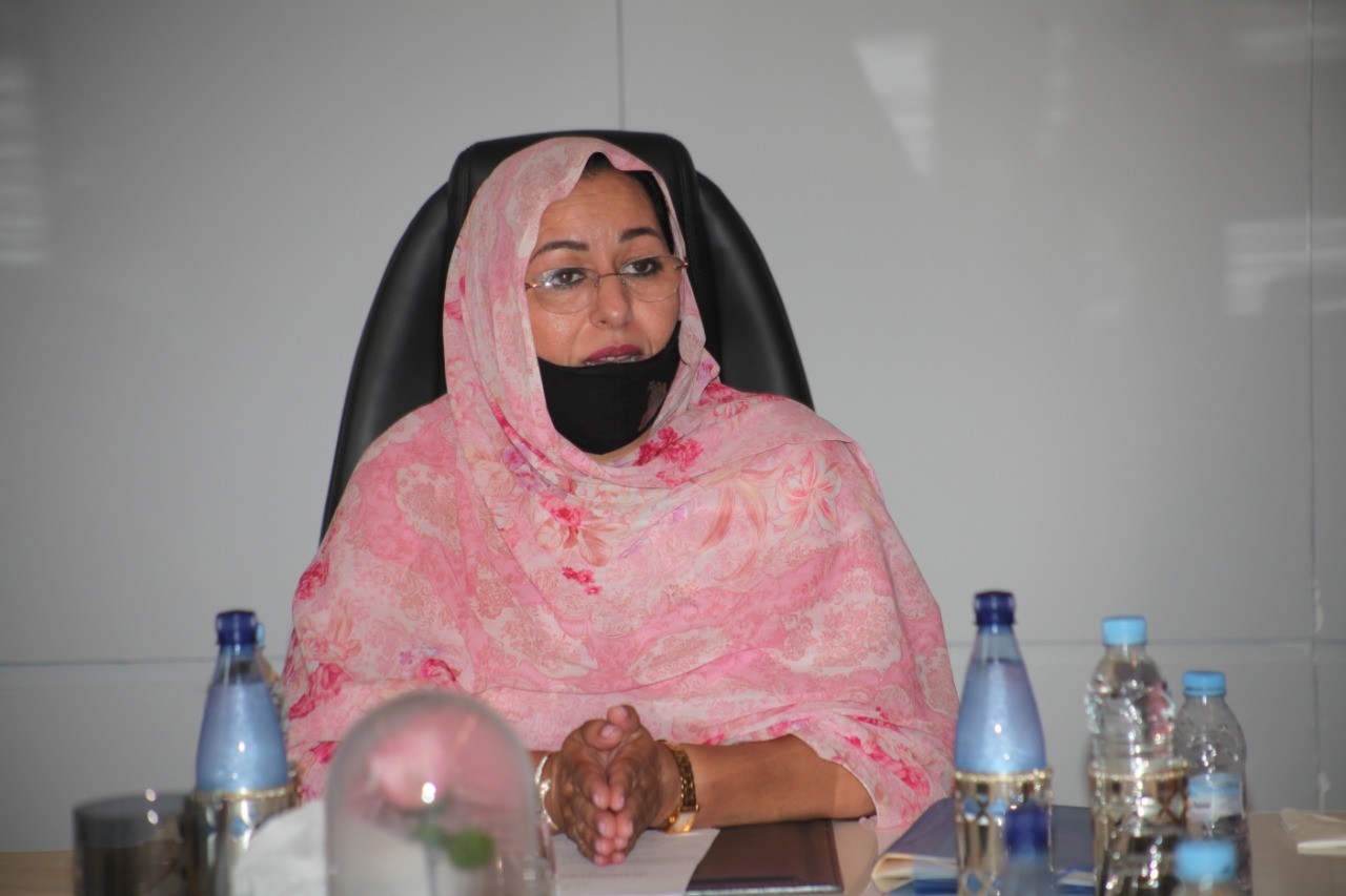 الناشطة الصحراوية زهرة حيدر: وسائل التواصل الاجتماعي ساهمت بشكل كبير في توضيح حقيقة الصراع بشأن مغربية الصحراء والمحتجزون بمخيمات تيندوف يتحينون الفرصة للهرب نحو بلدهم المغرب