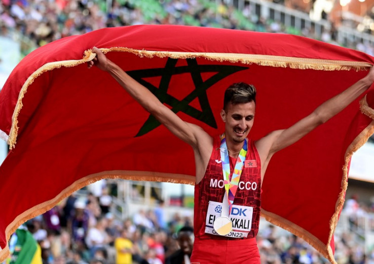 البطل الأولمبي سفيان البقالي يُتوَّج بطلا للعالم في 3000 متر موانع ببطولة العالم لألعاب القوى في مدينة 