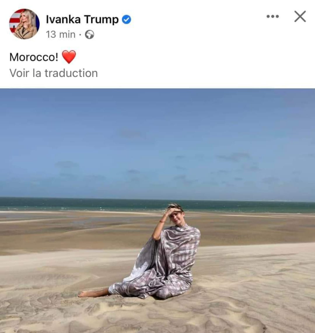 من الصحراء المغربية ومرتدية زي الملحفة الصحراوي 