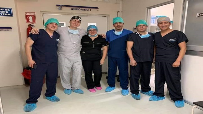 إبن قيادي في البوليساريو يفتتح مصحة خاصة بالإكوادور وسخط بمخيمات تندوف