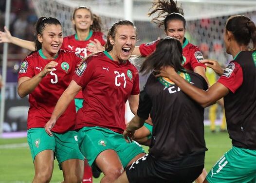 المنتخب المغربي النسوي لكرة القدم يبلغ نصف نهائي 