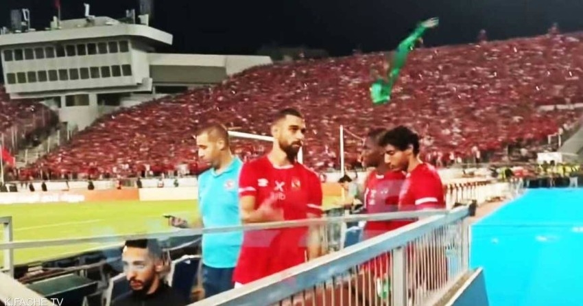 الكاف يحقق في تصرف لاعب الأهلي المصري 