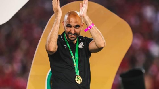 بعد موسم أكثر من رائع.. وليد الركراكي يعلن مغادرته للوداد الرياضي