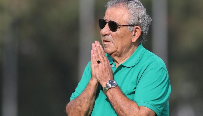 عاجل.. فريق الرجاء الرياضي يستغني عن فوزي البنزرتي ويعوضه بمواطنه منذر الكبيّر
