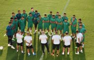 وليد الركراكي يجري أول حصة تدريبية رفقة المنتخب الوطني المغربي في انتظار إلتحاق حكيم زياش وباقي اللاعبين بمعسكر الفريق