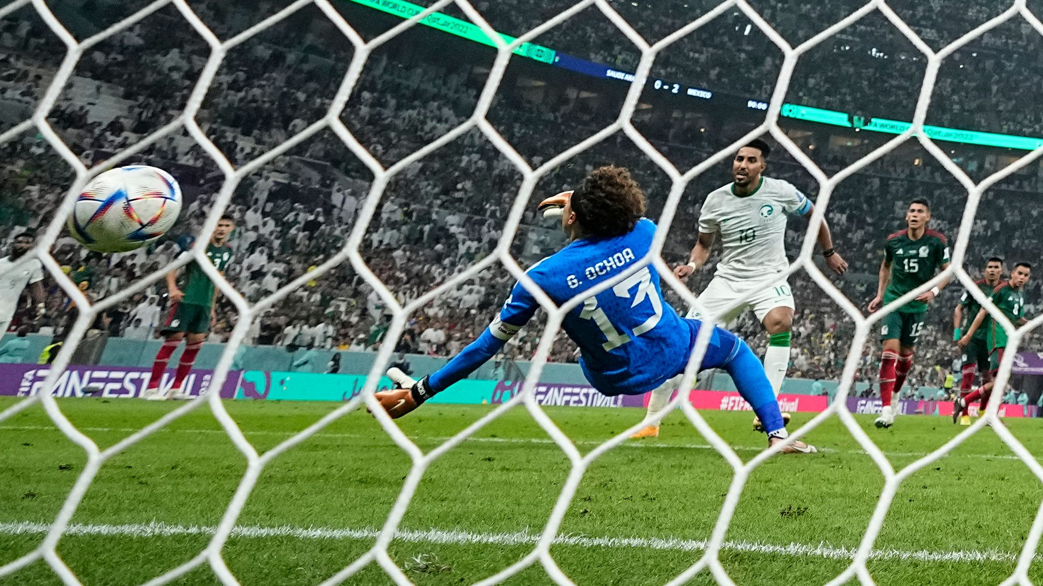 مونديال قطر 2022.. السعودية والمكسيك يُوَدِّعان الدور الأول والأرجنتين تَعبُر رفقة بولندا إلى الدور الثاني