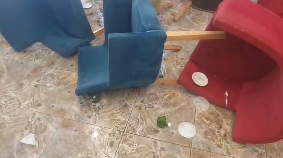 عصابة مدججة بالأسلحة البيضاء تهاجم مقهى بحد السوالم وتسرق هواتف متابعي مباراة نهائي كأس العالم