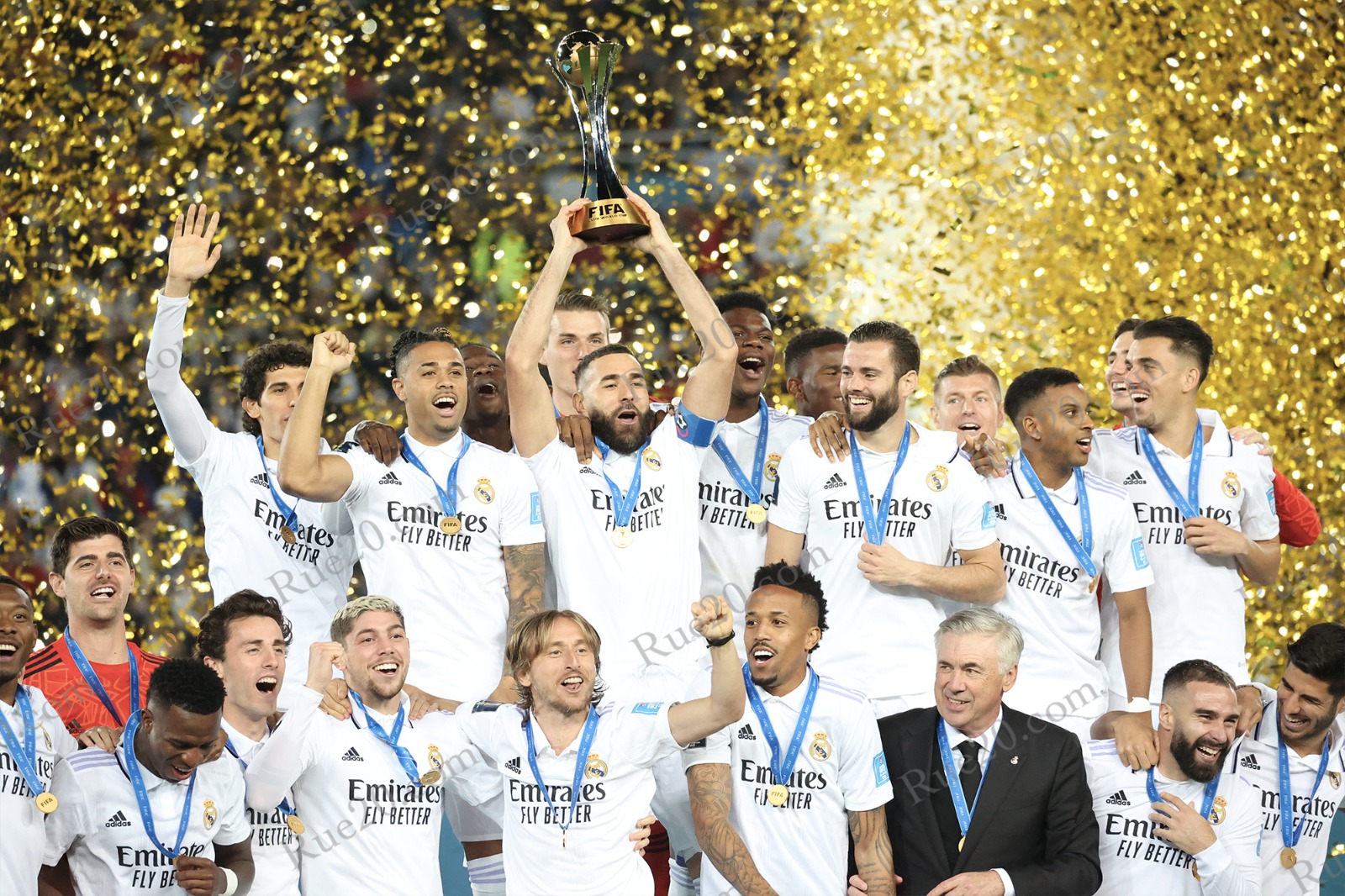 نادي ريال مدريد يتوج بلقب كأس العالم للأندية 