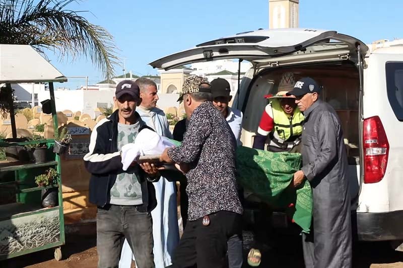 تشييع جثمان الفنان المسرحي أحمد جواد بمقبرة سيدي بلعباس في سلا