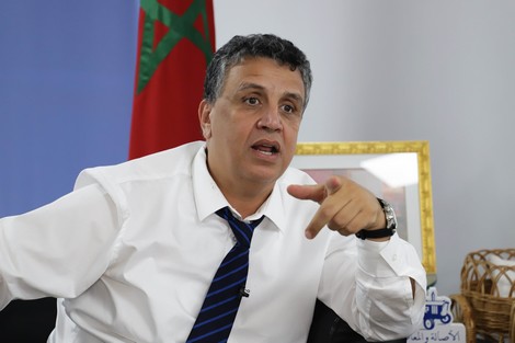 عبد اللطيف وهبي يدخل المستشفى لإجراء عملية مستعجلة بسبب وجود تختر للدم بالرأس