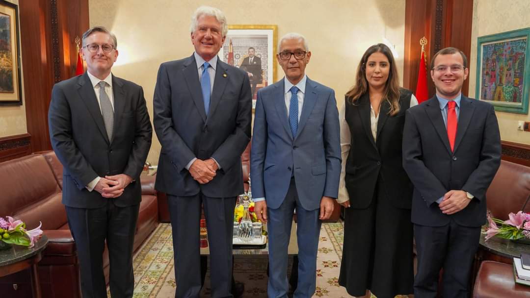 راشيد الطالبي العلمي يبحث التعاون البرلماني مع وفد عن 