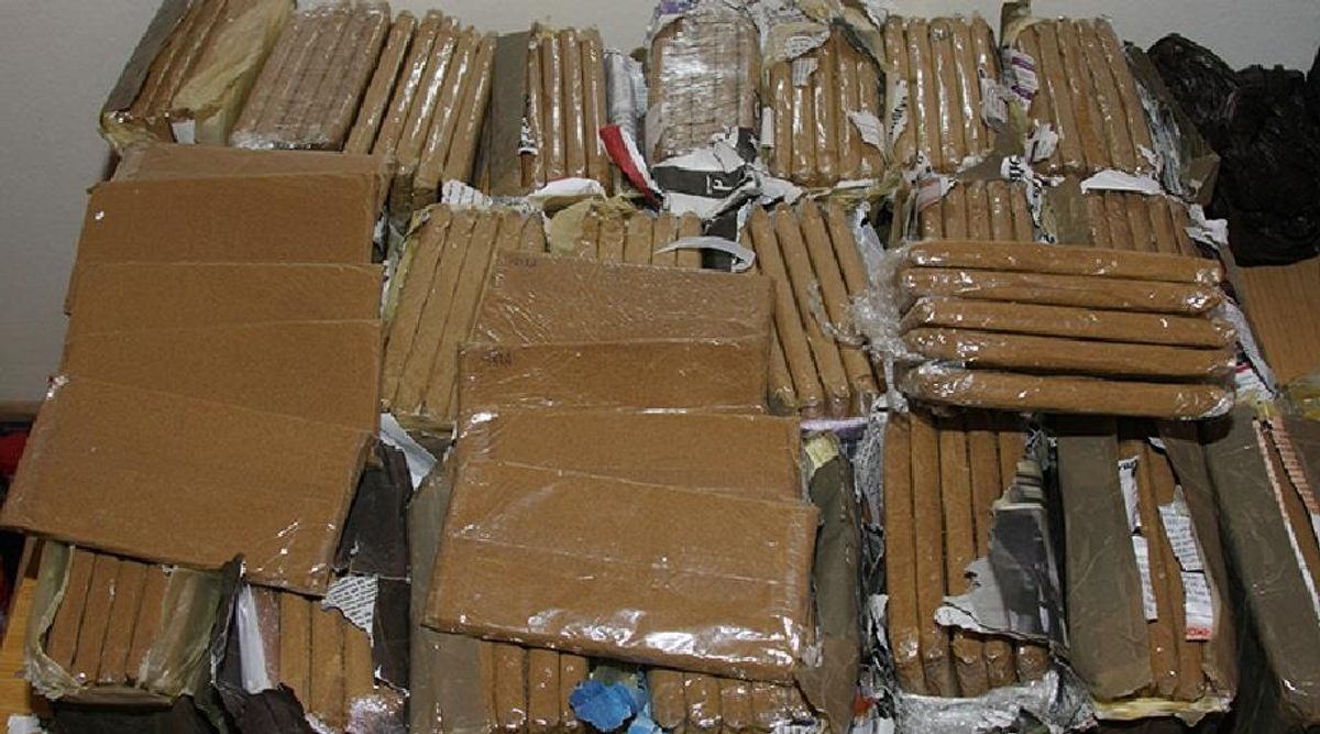 تنسيق بين الأمن والجمارك يحبط محاولة تهريب 209 كيلوغرام من مخدر الشيرا عبر ميناء طنجة المتوسط