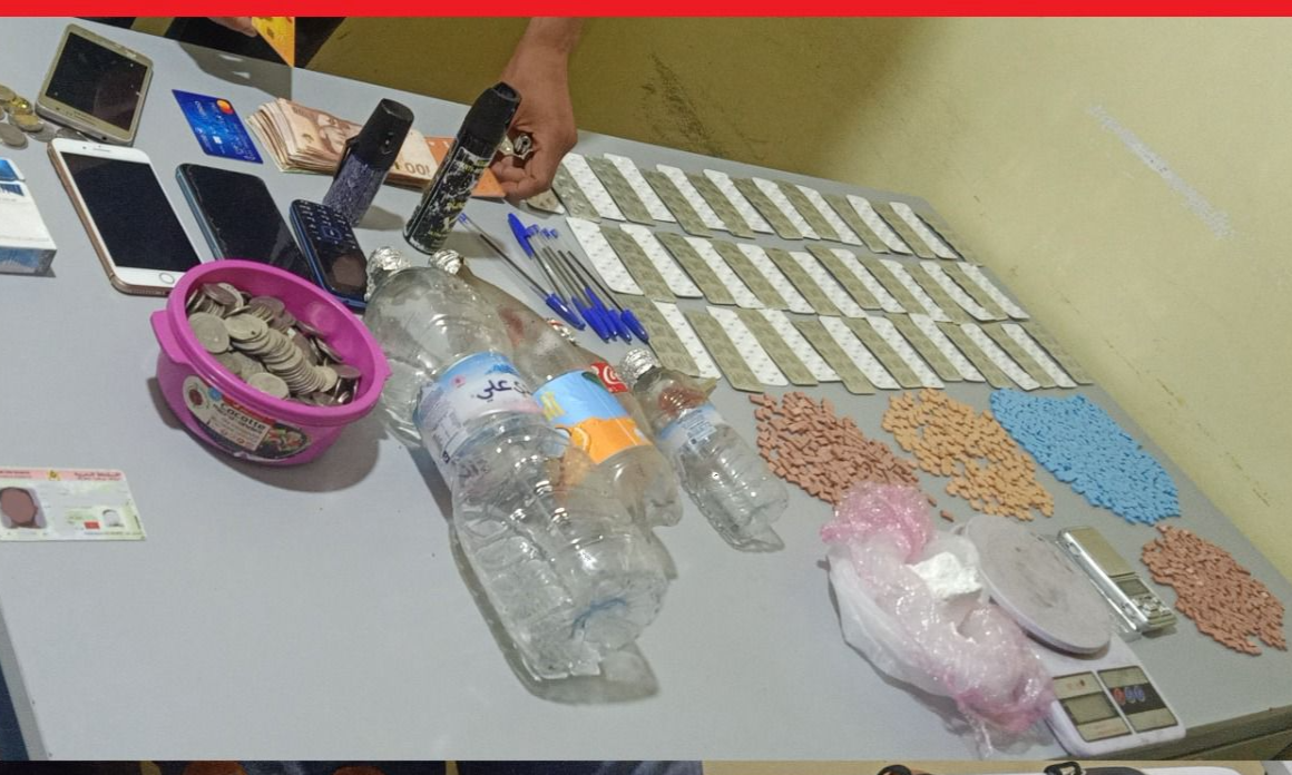 أمن سلا يوقف شخصا وسيدة متورطين في حيازة وترويج المخدرات والمؤثرات العقلية والفساد (صور)