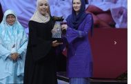 المغربية سارة بلمامون تُتَوج بالجائزة الأولى للمسابقة الدولية لتلاوة القرآن الكريم بماليزيا