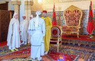 الملك يستقبل عددا من السفراء الأجانب الجُدُد بالقصر الملكي بالرباط