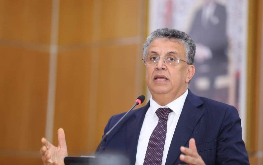 نادي قضاة المغرب يرد ببلاغ شديد اللهجة على تصريحات وزير العدل عبد اللطيف وهبي