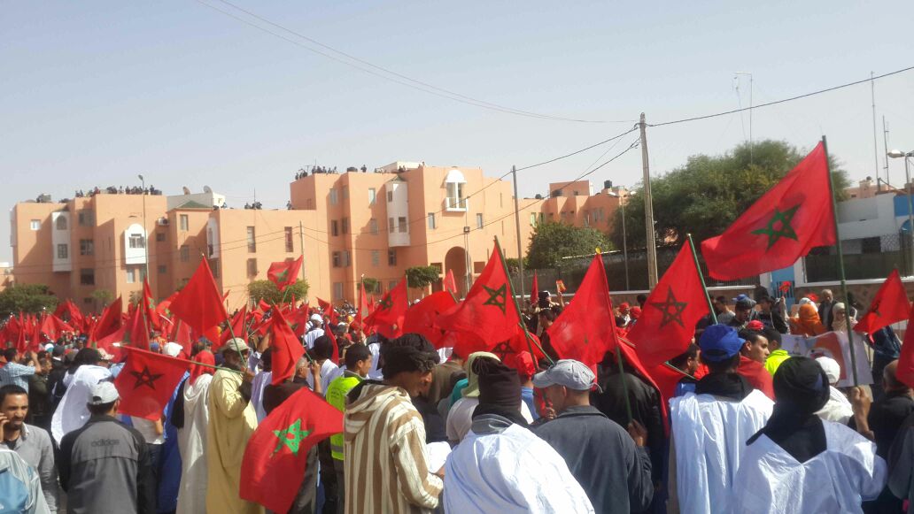شيوخ وقبائل الصحراء المغرية يدعون لمسيرة حاشدة بالعيون ردا على تفجيرات السمارة