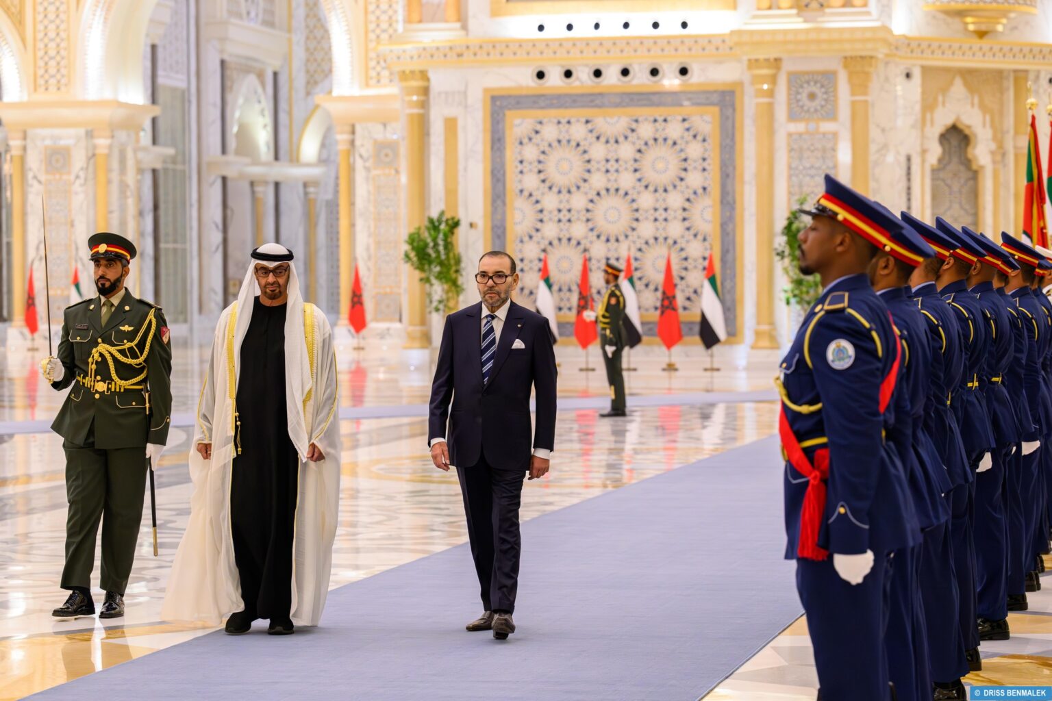 رئيس دولة الإمارات العربية المتحدة يخصص استقبالا رسميا للملك محمد السادس
