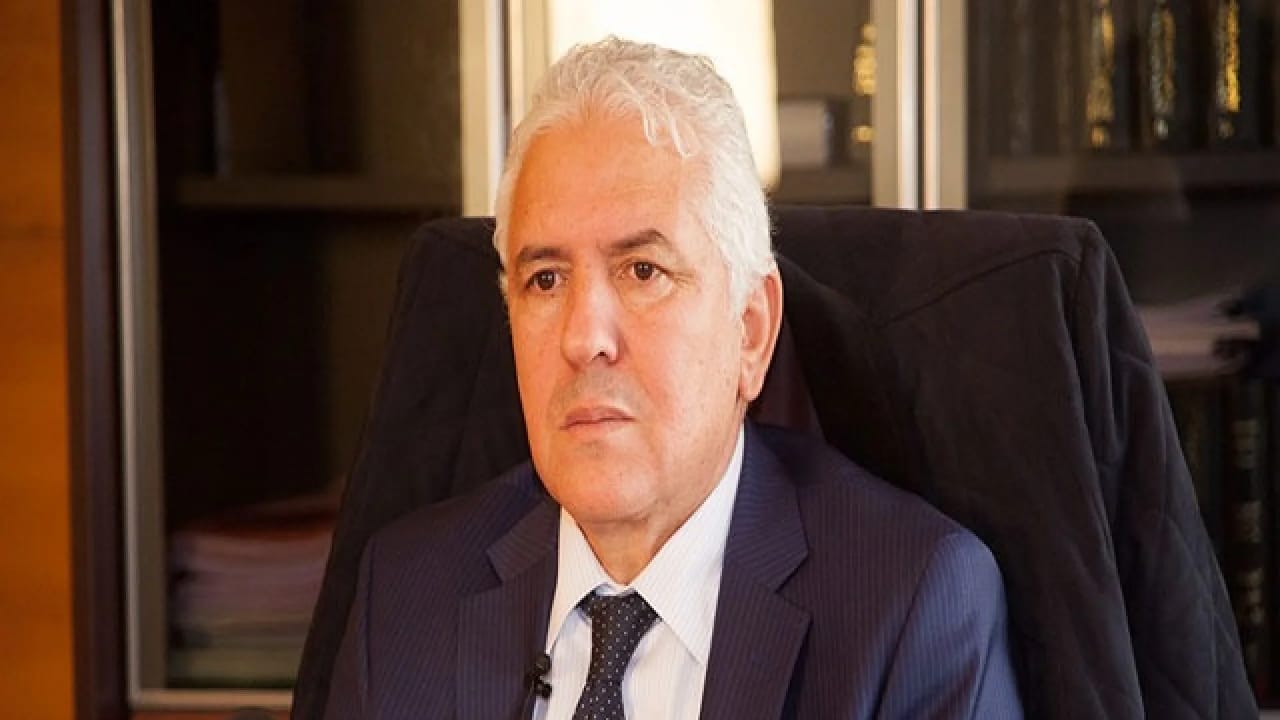 انتخاب محمد حيسي نقيباً لهيئة المحامين بالدار البيضاء خلفا للطاهر موافق