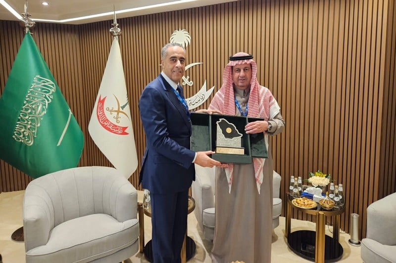 بدعوة من رئيس جهاز أمن الدولة السعودي.. عبد اللطيف حموشي يقوم بزيارة عمل للمملكة العربية السعودية