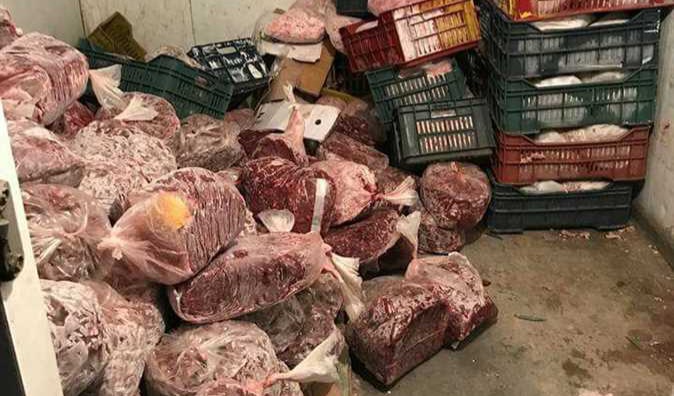 أمن وجدة يوقف متورطين في الذبيحة السرية ويحجز لحوما فاسدة كانت في طريقها لمحلات الجزارة والمطاعم