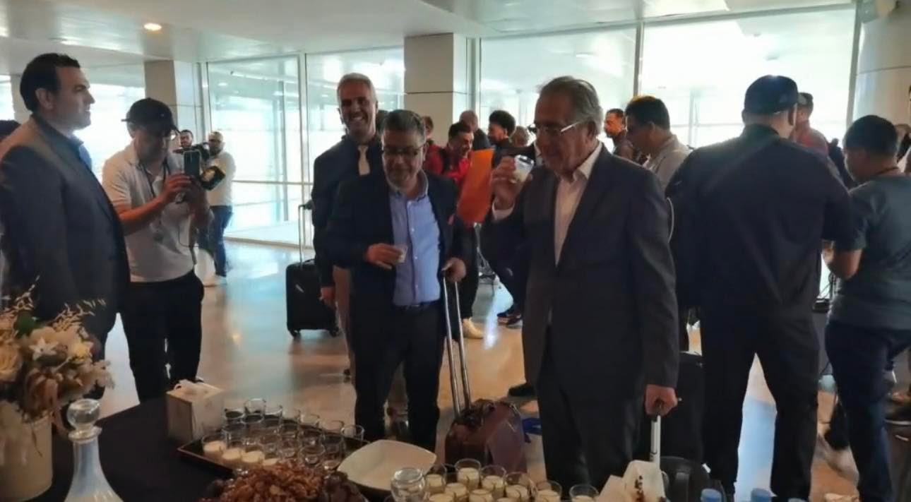 استقبال حار لفريق اتحاد العاصمة الجزائري بمطار وجدة
