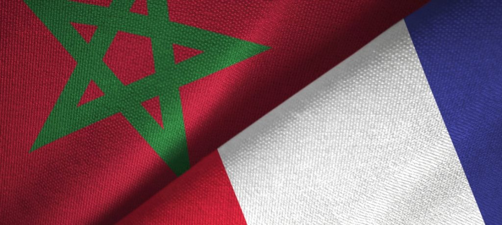 الملك محمد السـادس يعزي الرئيس الفرنسي إيمانويل ماكرون في حادث تحطم الطائرة في تومبلين