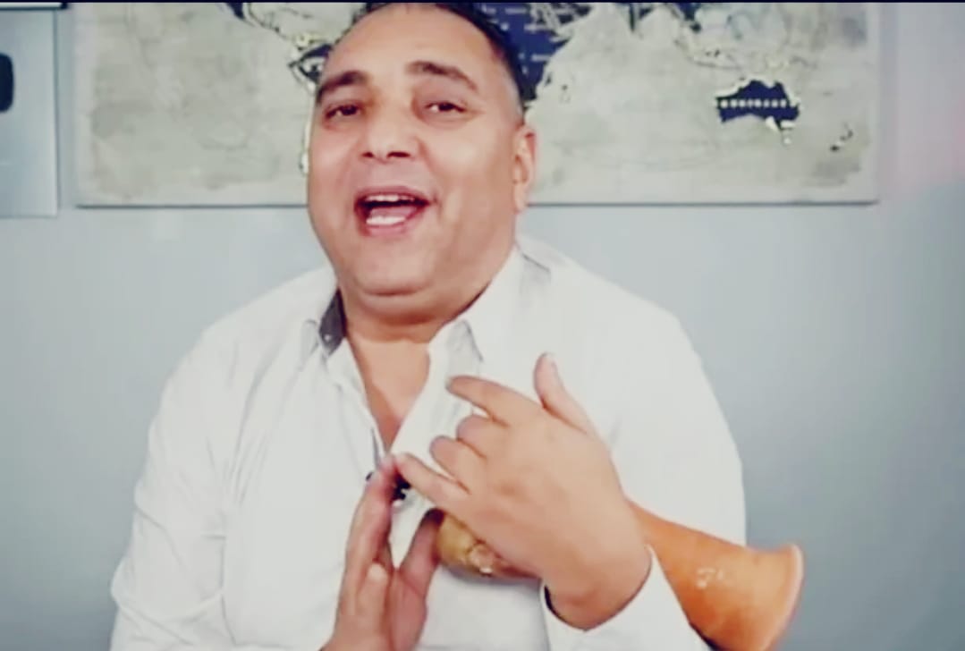 أكثر من 150 شكاية في مواجهة يوتيوبر معروف وضحاياه يتساءلون ..من يحميه ؟ ولماذا ؟
